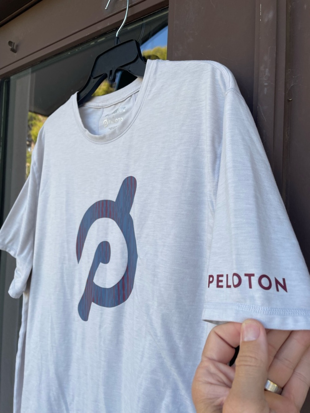 4 | Fourlaps x Peloton Grey Graphic Work-Out Tee L